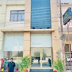 Ayansh Klyde Inn, Lucknow