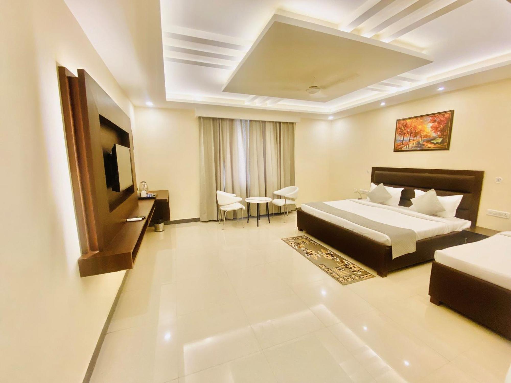 Ayansh Klyde Inn, Hotel Lucknow
